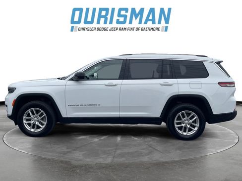 Used 2022 Jeep Grand Cherokee L Laredo w/ Luxury Tech Group I image 3