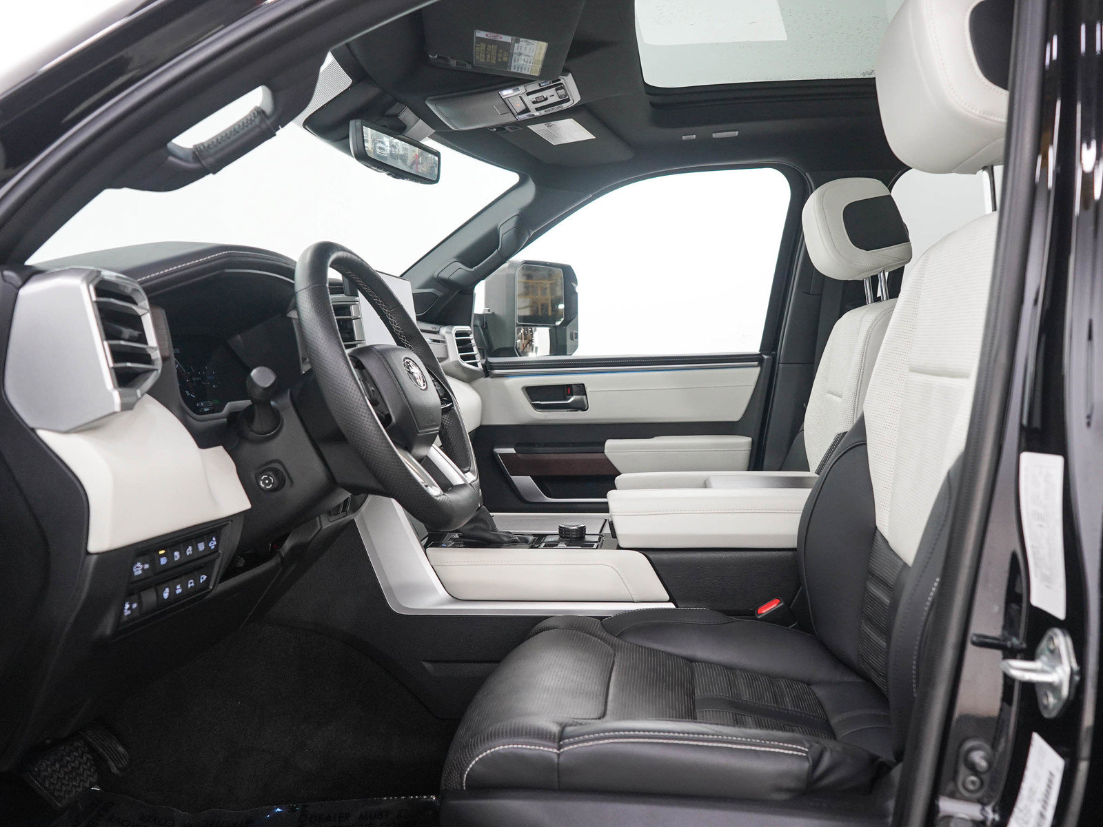 Used 2023 Toyota Tundra Capstone AWD/4WD image 24