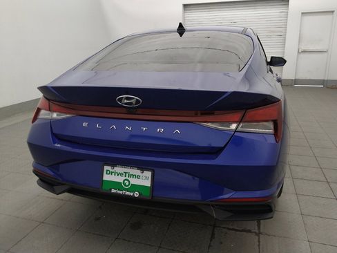 Used 2023 Hyundai Elantra SEL w/ Convenience Package FWD image 7