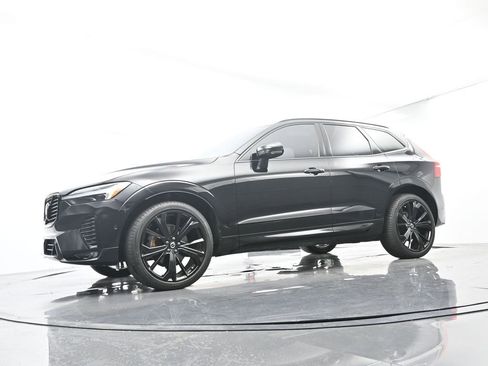 Used 2024 Volvo XC60 B5 Ultimate w/ Protection Package Premier AWD/4WD image 43