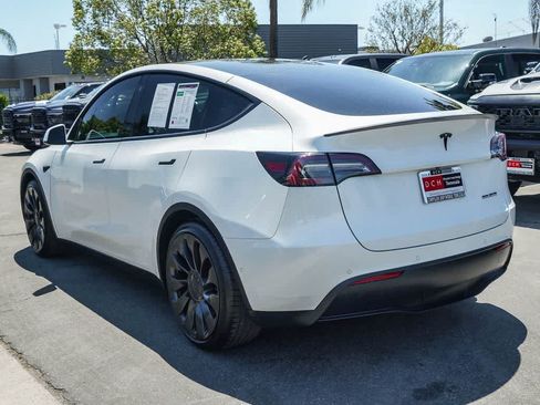 Used 2022 Tesla Model Y Performance AWD/4WD image 6