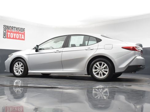 Used 2025 Toyota Camry LE image 26