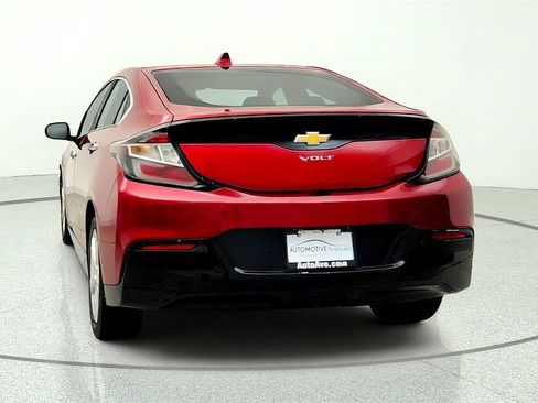 Used 2018 Chevrolet Volt LT FWD image 6
