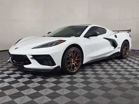 Used 2020 Chevrolet Corvette Stingray Premium Cpe w/ 3LT Preferred Equipment Group image 7