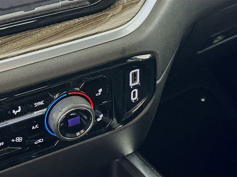 Used 2023 Chevrolet Silverado 1500 RST w/ Convenience Package II image 31