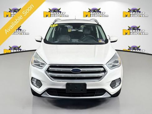 Used 2017 Ford Escape Titanium w/ Canadian Touring Package AWD/4WD image 2