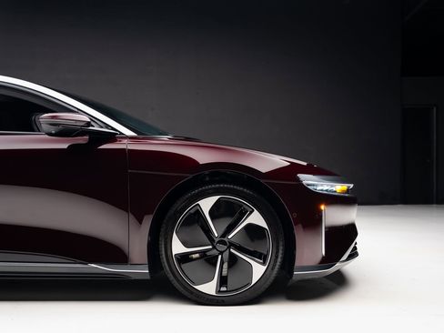 Used 2023 Lucid Air Touring AWD/4WD image 39