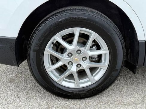 Certified 2024 Chevrolet Equinox LT w/ LPO, Floor Liner Package FWD image 9