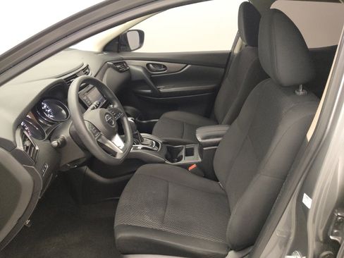 Used 2021 Nissan Rogue Sport S FWD image 17