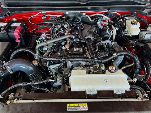 Used 2024 Toyota Tacoma SR image 27