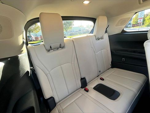 Certified 2025 INFINITI QX60 Luxe image 35