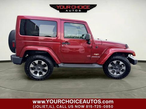 Used 2012 Jeep Wrangler Sahara w/ Dual Top Group AWD/4WD image 10