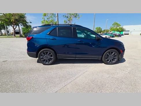 Used 2022 Chevrolet Equinox RS FWD image 35