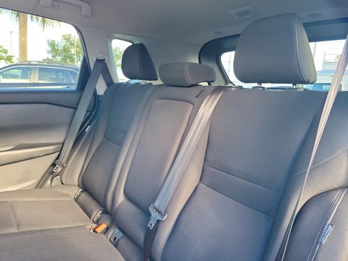 Used 2024 Nissan Rogue S FWD image 13