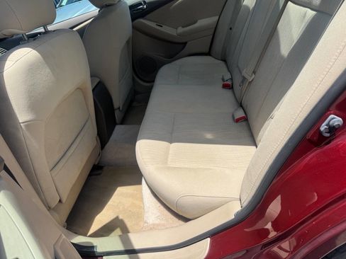 Used 2012 Nissan Altima 2.5 S FWD image 8