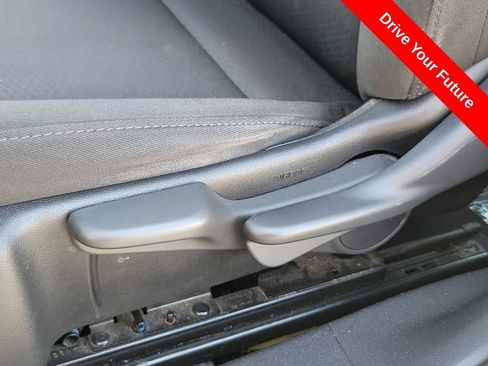 Used 2018 Chevrolet Malibu LS FWD image 18