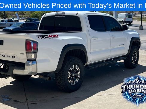 Used 2023 Toyota Tacoma TRD Off-Road AWD/4WD image 5