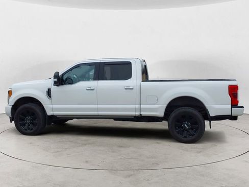 Used 2017 Ford F350 Platinum w/ Platinum Ultimate Package image 2