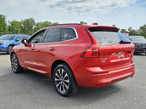 Certified 2023 Volvo XC60 B5 Core w/ Climate Package AWD/4WD image 4