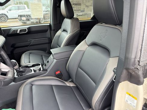 New 2026 Ford Bronco Outer Banks AWD/4WD image 21