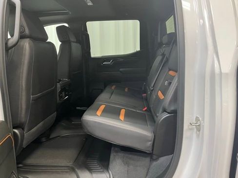 Used 2024 GMC Sierra 1500 AT4 w/ Technology Package image 27