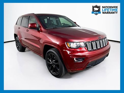 Used 2021 Jeep Grand Cherokee Laredo X image 1
