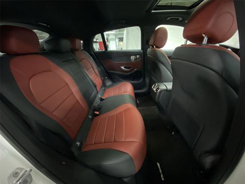 Used 2018 Mercedes-Benz GLC 300 4MATIC Coupe image 29