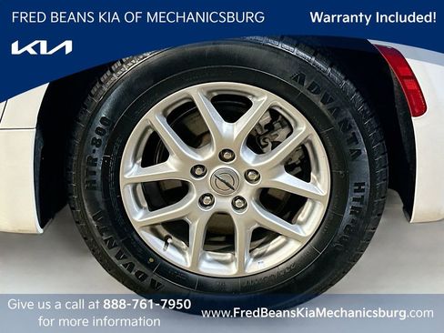 Used 2024 Chrysler Pacifica Touring-L FWD image 6