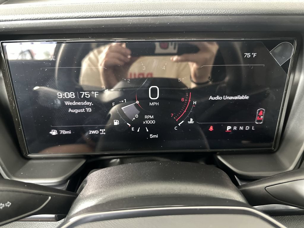 New 2027 GMC Terrain AT4 w/ LPO, Black Badging Package AWD/4WD image 14