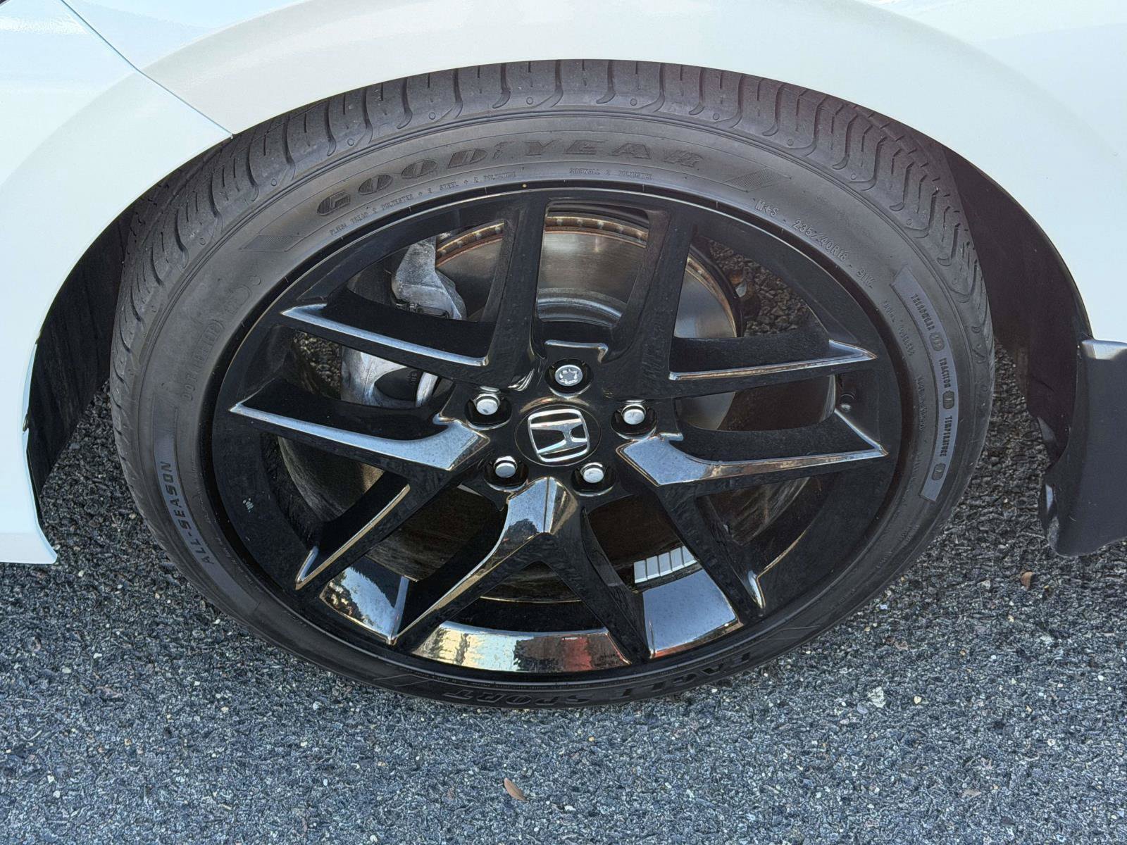 Certified 2025 Honda Civic Sport image 5
