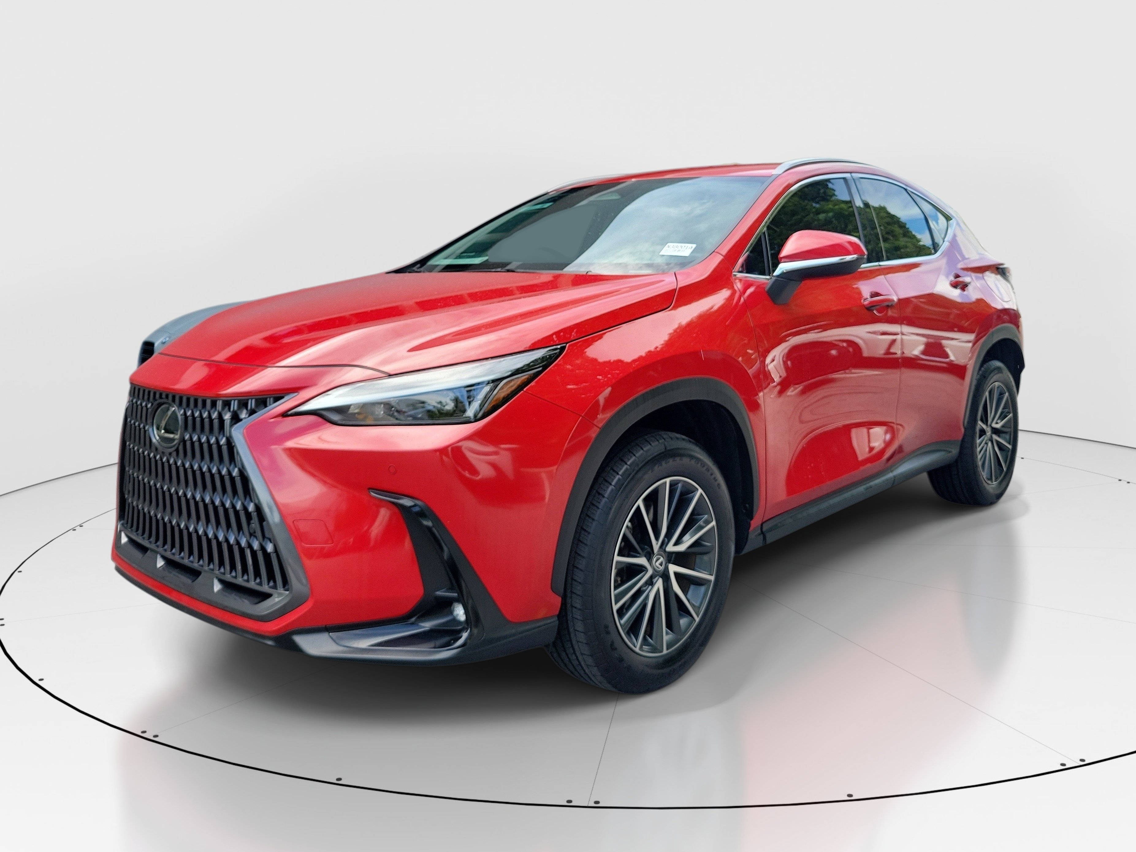 Used 2025 Lexus NX 250 FWD w/ Towing Package (2000 Lbs) image 3