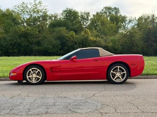 Used 2002 Chevrolet Corvette Convertible w/ Preferred Equipment Group2 RWD image 34