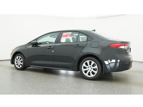 New 2026 Toyota Corolla LE FWD image 20
