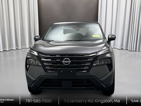New 2026 Nissan Rogue SV AWD/4WD image 2