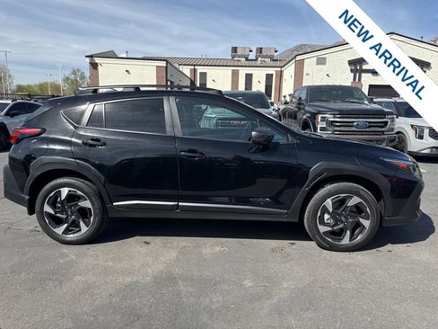 Used 2024 Subaru Crosstrek 2.5i Limited w/ Crosstrek Mirror Package image 8