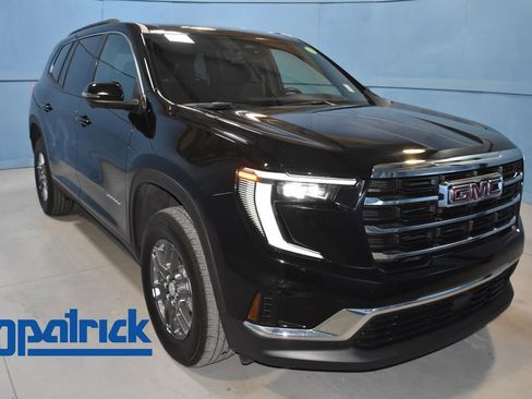 Used 2025 GMC Acadia Elevation FWD image 1
