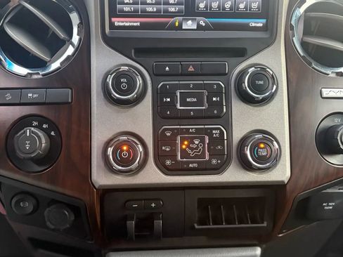 Used 2016 Ford F350 Lariat w/ Lariat Ultimate Package image 35