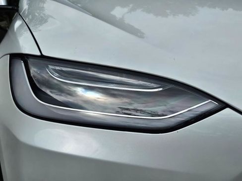 Used 2023 Tesla Model X AWD/4WD image 25