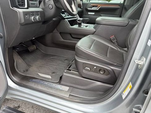 Used 2023 GMC Sierra 1500 Denali w/ Denali Carbonpro Edition AWD/4WD image 9