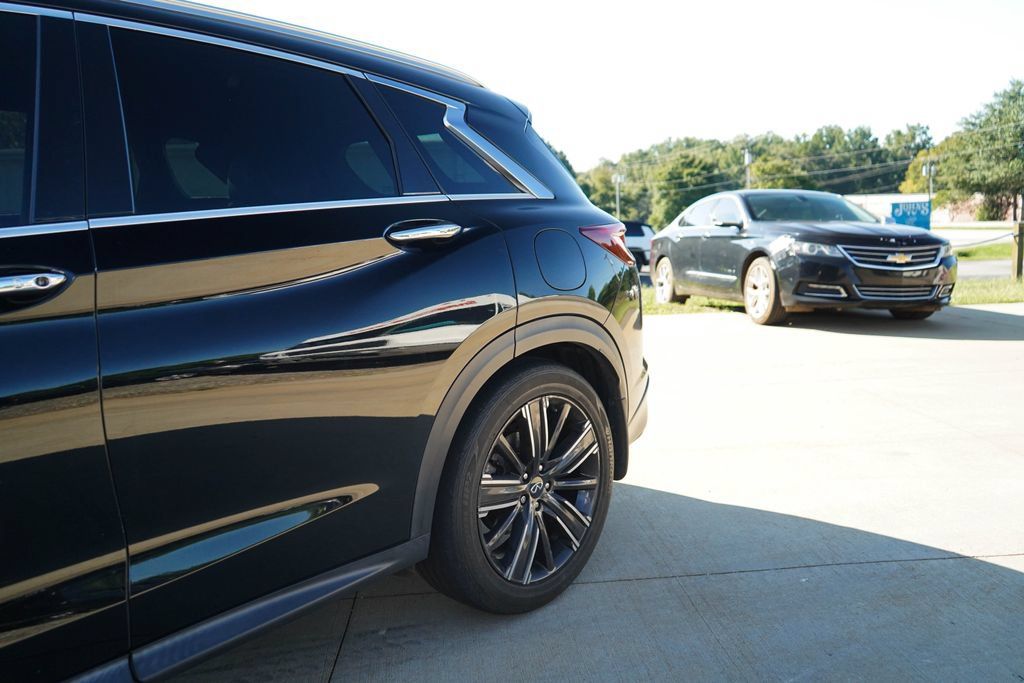 Used 2022 INFINITI QX50 Luxe w/ Appearance Package FWD image 22