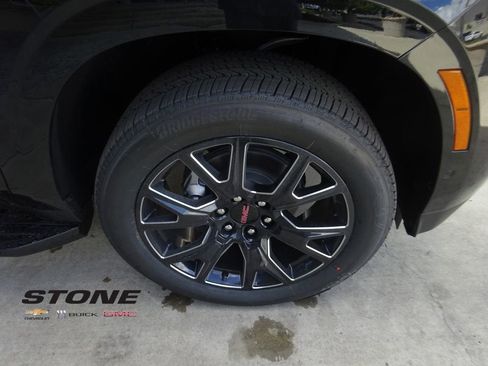 New 2026 GMC Yukon Denali AWD/4WD image 10