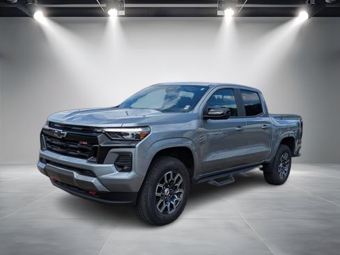 Certified 2024 Chevrolet Colorado Z71 w/ Z71 Convenience Package 2 AWD/4WD image 1
