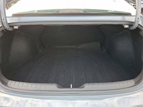 Used 2021 Hyundai Elantra SEL w/ Convenience Package image 28