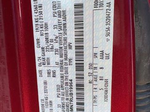 Certified 2024 Ford Escape ST-Line w/ Tech Pack #1 FWD image 29