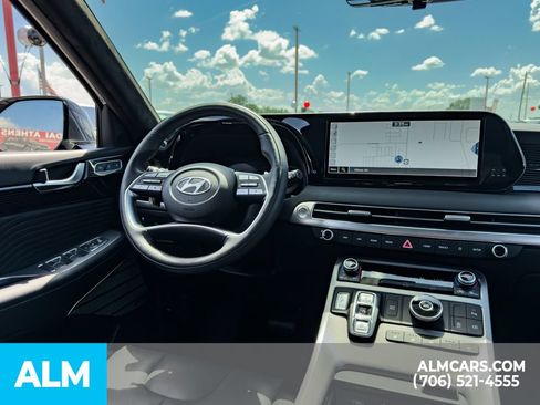 Used 2025 Hyundai Palisade Calligraphy FWD image 22