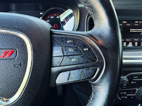 Used 2019 Dodge Charger SXT w/ Blacktop Package image 14