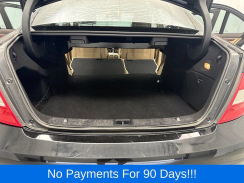 Used 2011 Mercedes-Benz C 300 4MATIC Sedan image 35