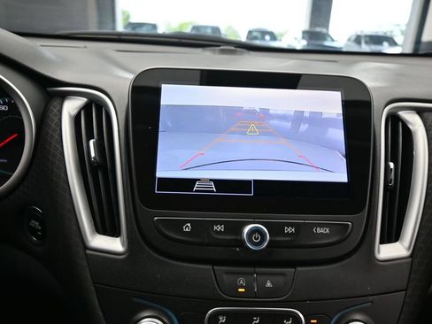 Used 2024 Chevrolet Malibu LT FWD image 22