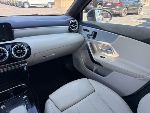 Used 2021 Mercedes-Benz A 220 A 220 image 40