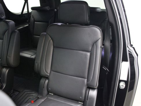 Used 2022 GMC Yukon XL Denali AWD/4WD image 25
